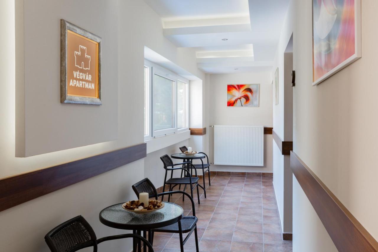 Vegvar Spa Apartman Дьюла Экстерьер фото