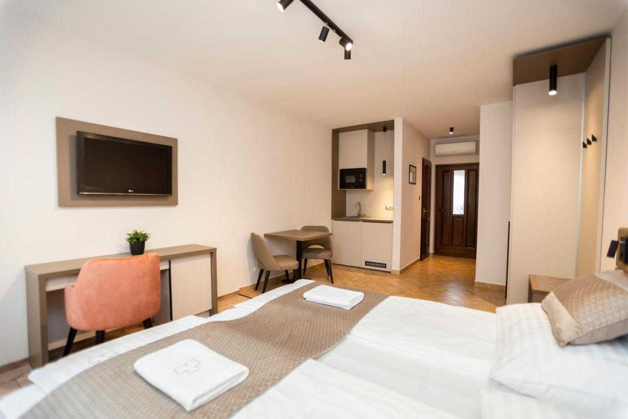 Vegvar Spa Apartman Дьюла Экстерьер фото