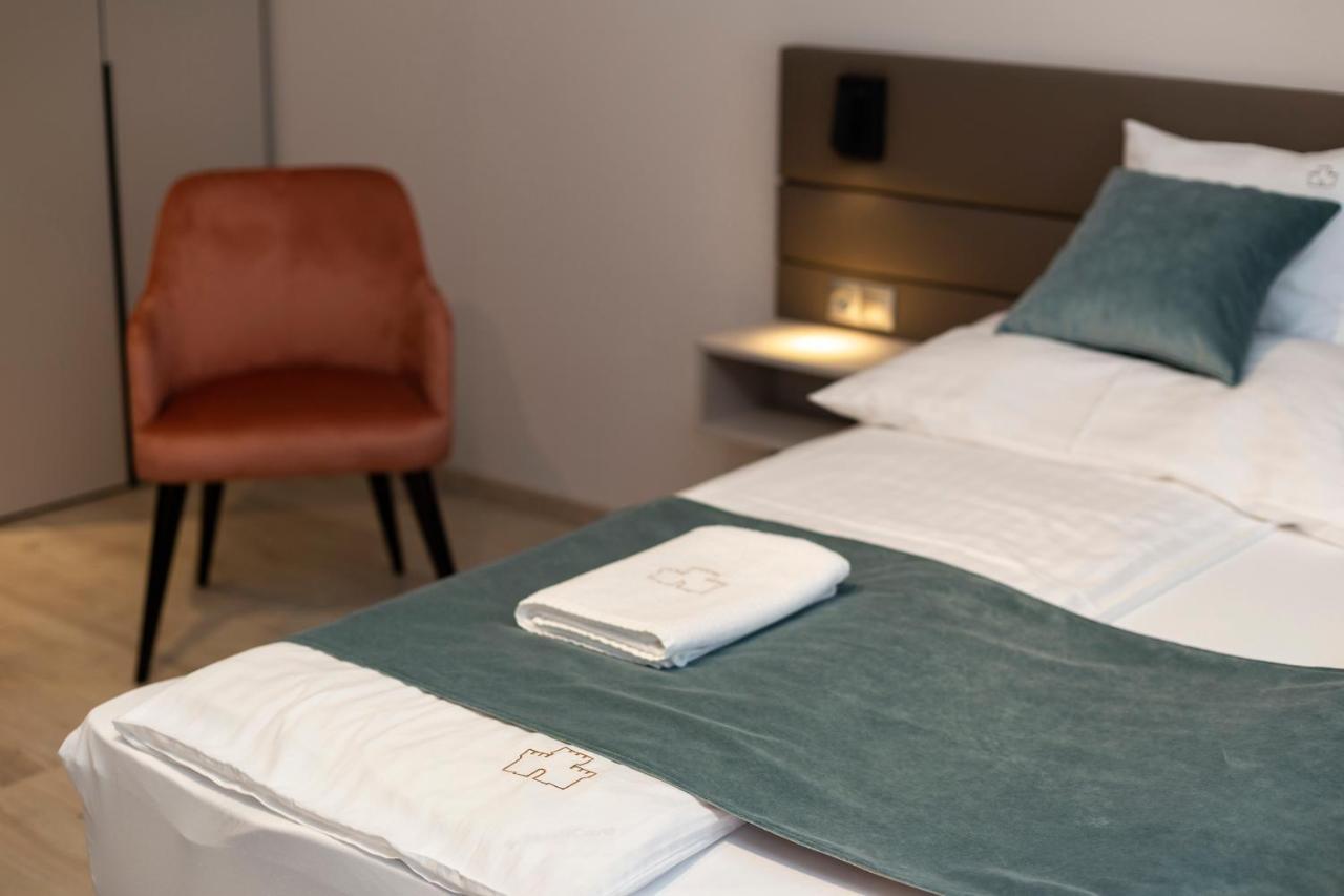 Vegvar Spa Apartman Дьюла Экстерьер фото
