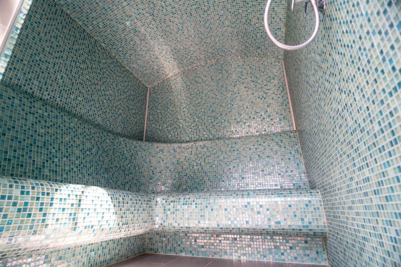 Vegvar Spa Apartman Дьюла Экстерьер фото