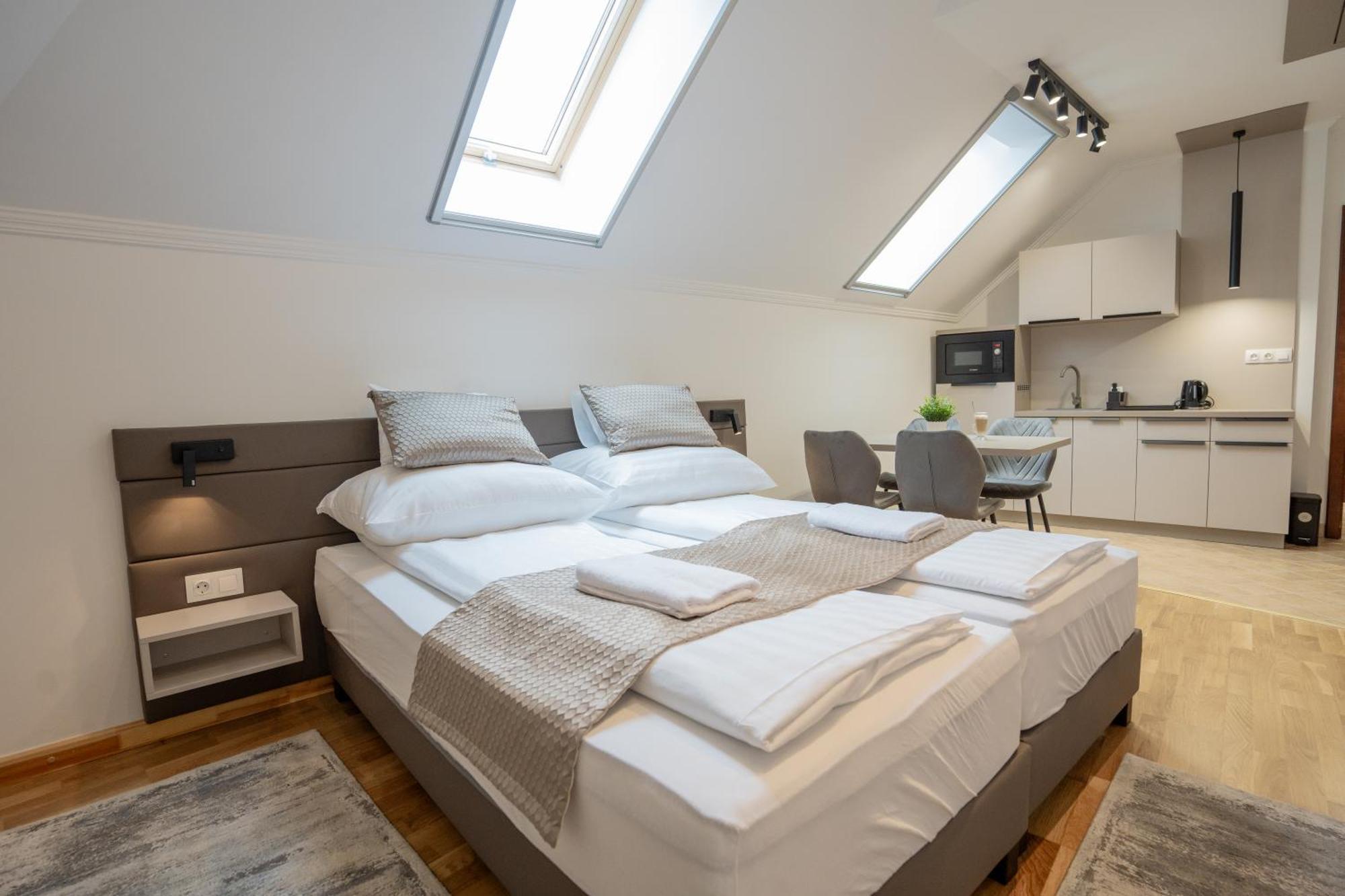Vegvar Spa Apartman Дьюла Экстерьер фото