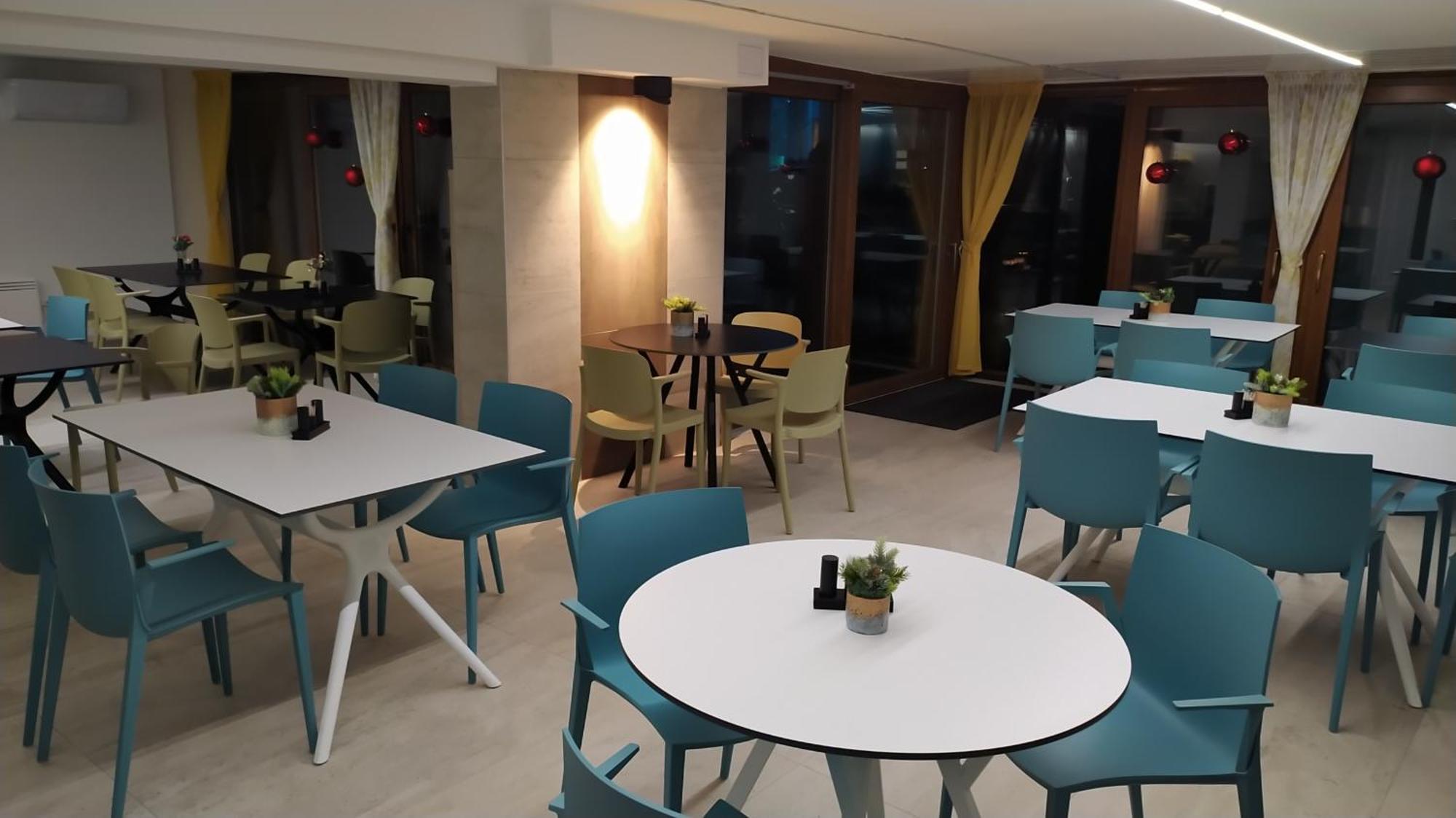 Vegvar Spa Apartman Дьюла Экстерьер фото